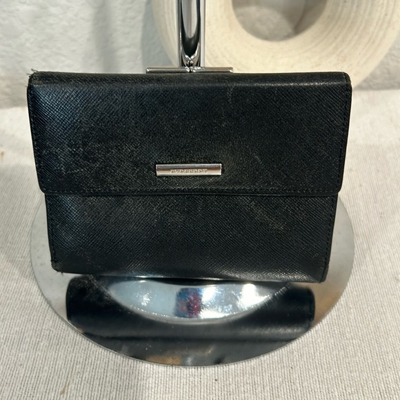 Authentic Burberry Wallet Black Leather unisex kisslock - Picture 1 of 12
